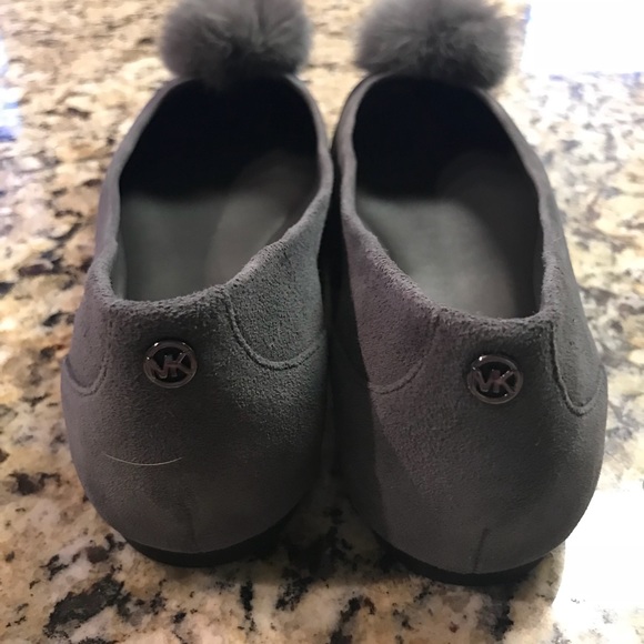 NWOT Michael Kors Flats! Perfect condition! - Picture 2 of 3